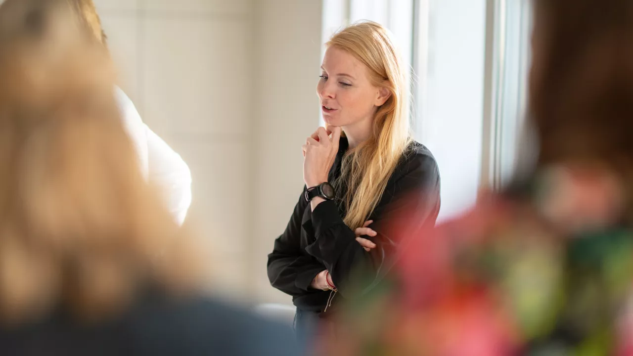 Header change leadership