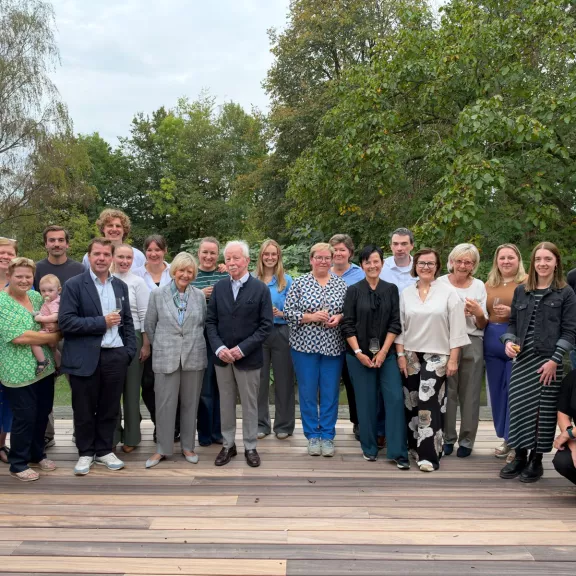 Collega’s van het hoofdkantoor vieren 40 jaar Skill BuilderS.
